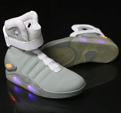 nike mags fake - Nike air mag original.